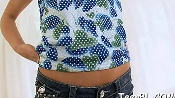 Watch this sinful brunette suck cock!