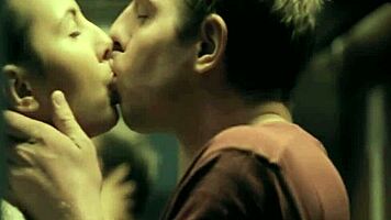 Legal Age Teenager Gets Off With Big One-Eyed Monster