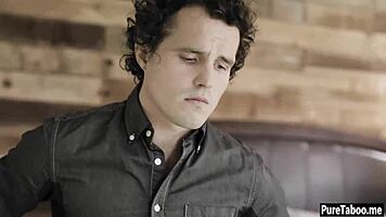 my lesbian girlfriend smashed