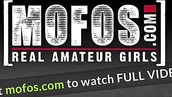 Amateur Teen Brooklyn Lee Hones Blowjob Skills On Huge Dildo