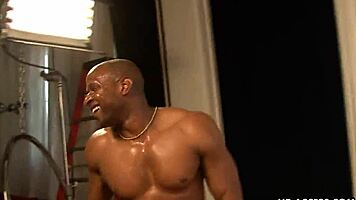 ebony kelly starr receives a massive facial cumshot