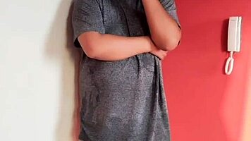 i pay the pizza guy with my ass and get creampied. what a fun way to save money.