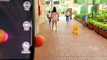 I, Martinasmith, Squirt at the Mall with Toys