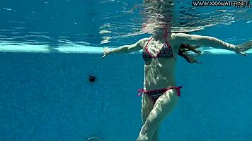 Nicole Pearl Super Hot Shaking Tight Ass by the Pool