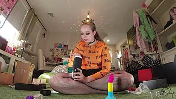 Habakon tests curvy dildo vibrator cute 😍