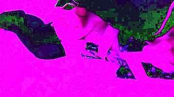 Amateur girlfriend in kimono cosplay gets kissed and licked on the bed.