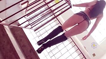 Big butt slut Jolee Love overpowers Selvaggia in rough BDSM anal gangbang.