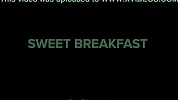 Myra moans during blowjob with Elias! 😍