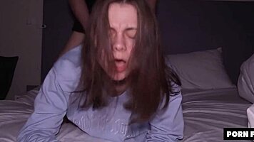 Girlfriend Penetrated Wildly On Sofa