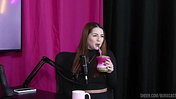 Malu paz gets naked and pussy sucked!