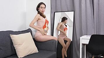 nara abel fingers her tight shaved pussy in lingerie 😍