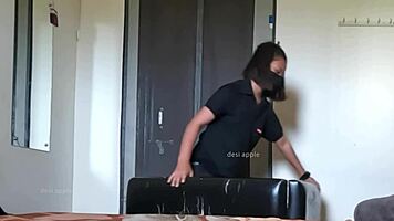 indian teen flashes cock during spa massage