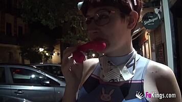 Meraki gives free blowjobs on street