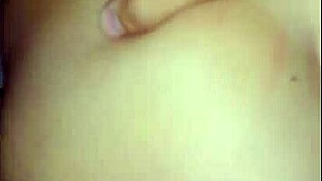 chica petite 18+ quiere que la folle fuerte con mi gran verga in doggystyle cuckold pussy bent over