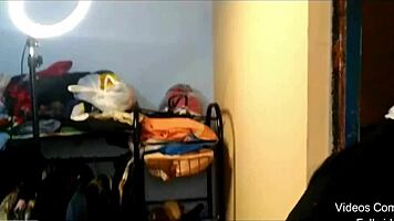 cornudo shares wife with tall mechanic in bogota fucking