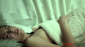 Cheats on girlfriend with stepsis while she naps