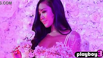 Chubby Mia Malkova strips for Asian teen Vina Sky