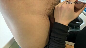 First Date Turns to Sucking and Cumshot