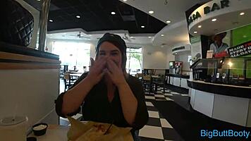 cumshot and creampie for slutty girlfriend in car