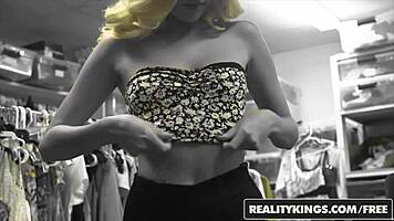 Naomi Woods' First Anal Audition With Facial!