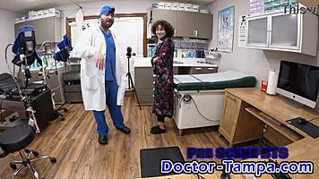 hey brooklyn rossi, why can’t you stop touching yourself for doctor tampa?