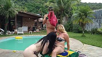 I'm branca de neve in mansion assfucking orgy