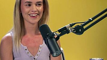 Watch Up Close! Petite 18+ Blonde Khloe Kingsley Masturbates Solo Full Scene!