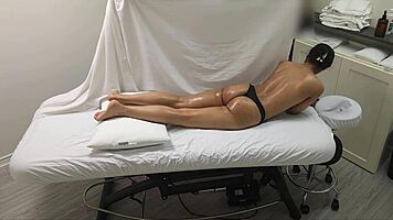 sarah, a young 18+ indian student, enjoyed her first sensual massage in college