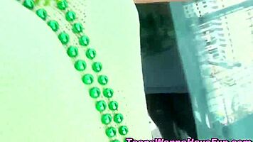 amateur teen ass jizzed