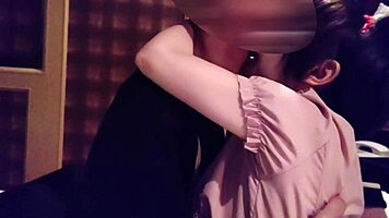 amateur couple kissing and blowjob in homemade video