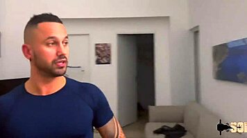 Stella, The Playful French Amateur