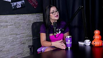 Raphaela Savanah Records Boyfriend Cuckold Halloween