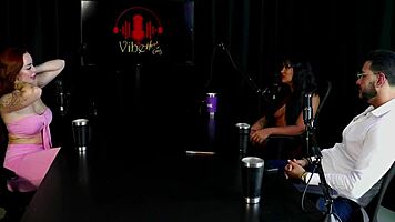 safada shows tits and twerks for fiancé after talking hypocrisy 😈