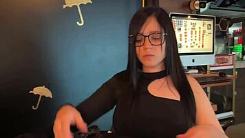 I Take My Step-Cousin To Eat Then She Pays Me Like This