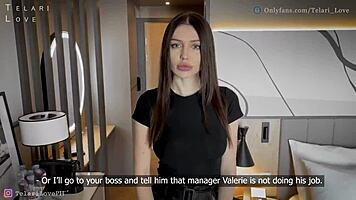 إدارة الفندق تقدم عمل زب كبير جامح للعملاء