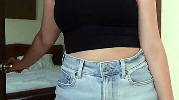 Realtor goes all out with deepthroat and gaping to seal the deal. Anything for the sale, right?