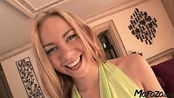 Mofozo Com - Real Amateur Homemade Video of Young 18+ Student Sucking and Licking