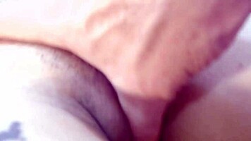 菲律宾处女哭着被巨大继父鸡巴夺走处女！