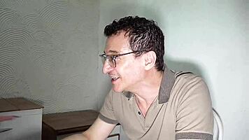 comi minha amiga no pau com meu professor?