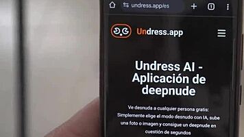 Stepsister Fulfills Fantasy Leaves Pussy Dripping