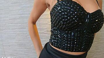 Stunning Ass Goddess Strips for Worship - MysteriousKathy.