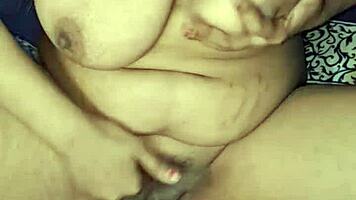 Hey, watch Desi Indian Alisha Bhabhi in hot solo play