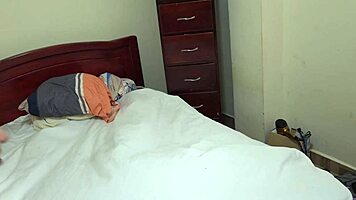 Hey stepmom, are we alone to bang on all fours?