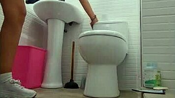 my english teacher gives great lessons in the classroom with perfect body