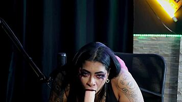 morena demonstra o seu boquete deixando o brinquedinho todo babado - marcelly melo sheer red with sexy black bdsm compilation