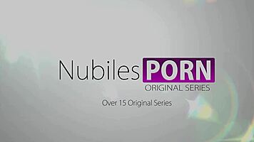 公主精液！想看莉莉·乔丹被内射吗？