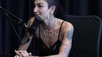 Teen prefers dominating in gang bang video