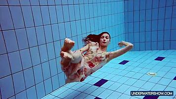 Wow! Martina the Hot Croatian Continues Her Steamy Bikini Show by the Pool