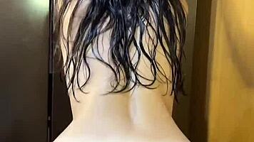 College girl gives lap dance straight out of the shower