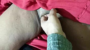 Indian Mature Aunty Has Hardcore Fun With Young 18+ Boy